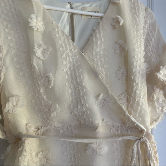 Bella Ella Moving On Textured Mini Dress - NWOT - Picture 8 of 10